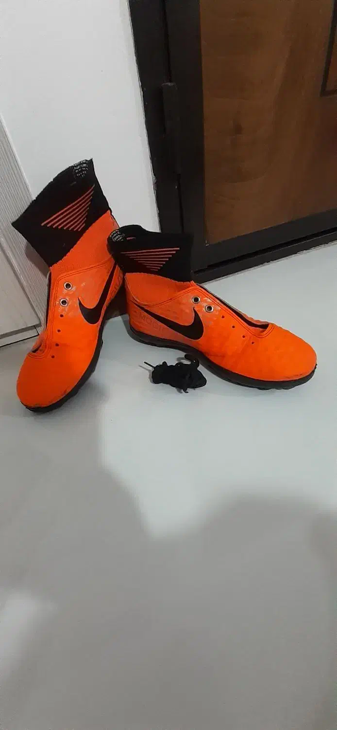 کفش فوتبال|کیف، کفش، کمربند|نیشابور, کوی فرهنگیان|دیوار