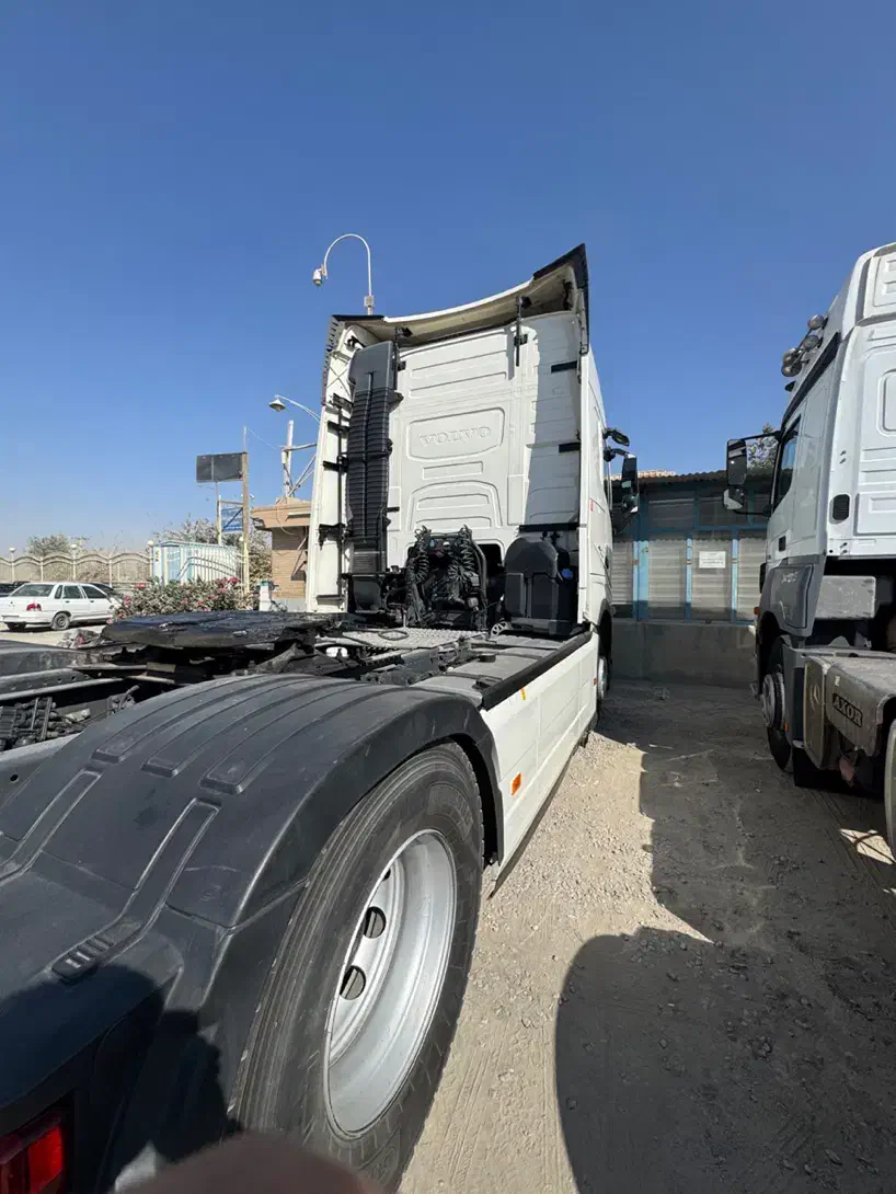 ولوو 500 نیوفیس|خودرو سنگین|اصفهان, آبشار|دیوار