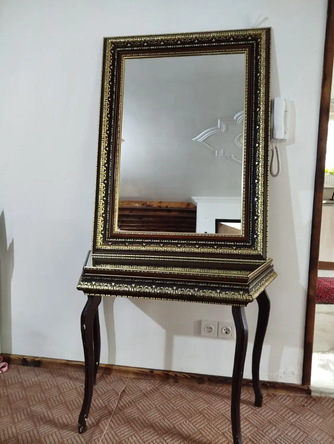 آینه و میز|بوفه، ویترین، کنسول|کلاردشت, |دیوار