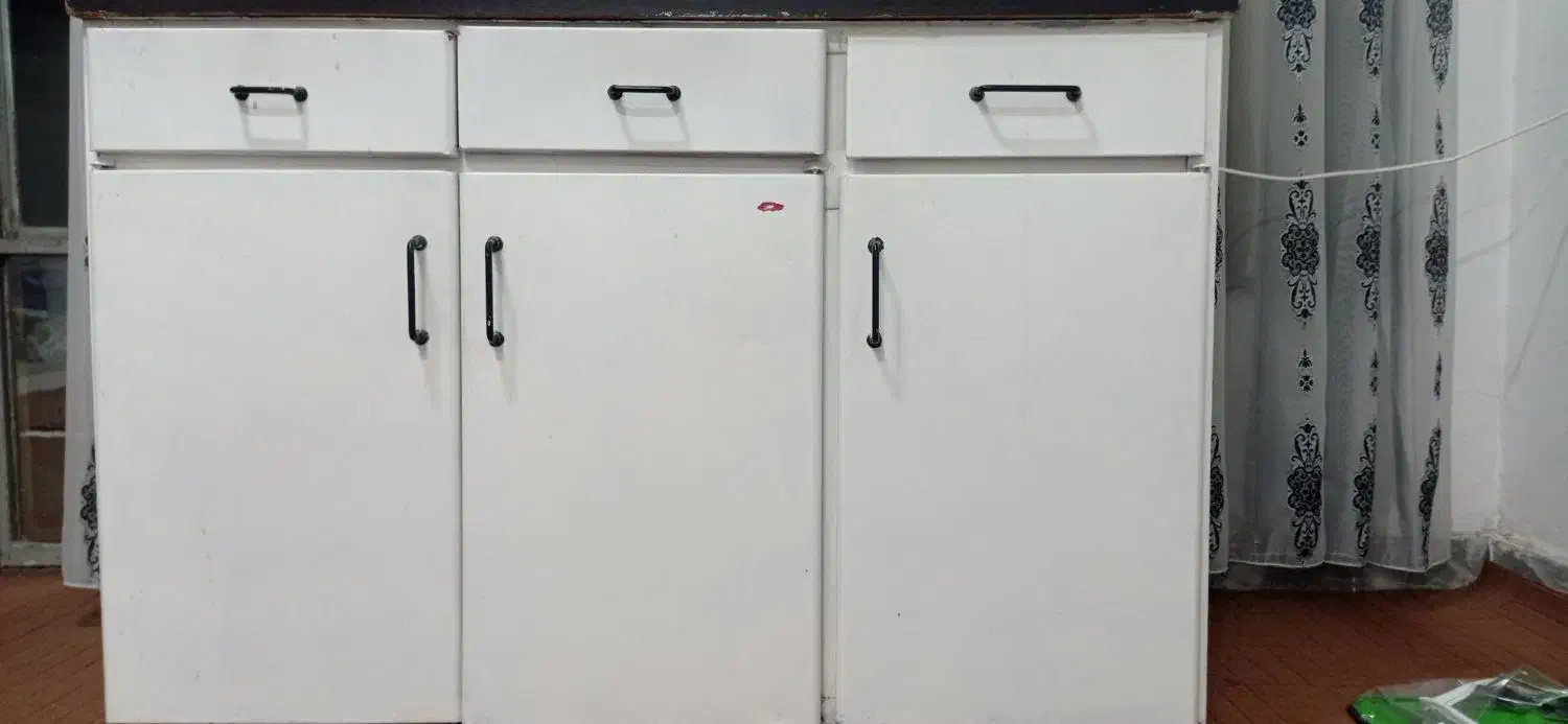 وسایل جهیزیه هس بنا ب دلایلی مجبور ب فروشم|یخچال و فریزر|پارسآباد, |دیوار