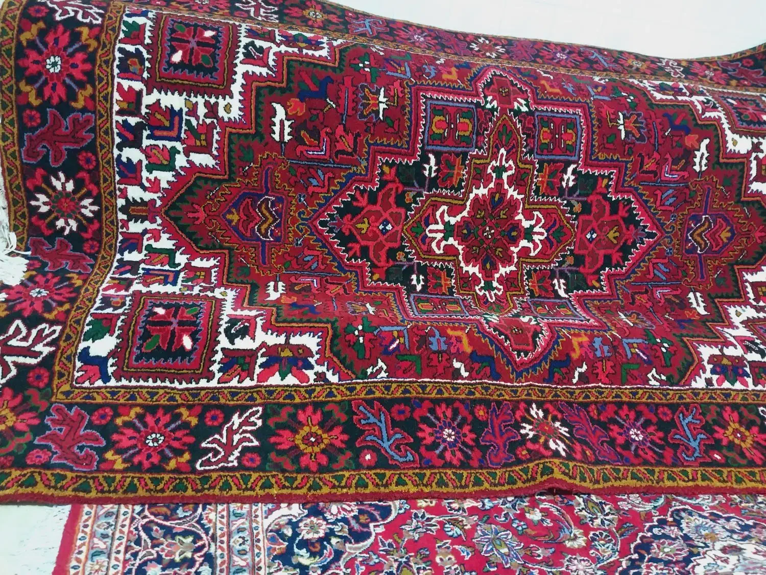 فرش دستبافت جفت شیش متری|فرش|بناب, |دیوار