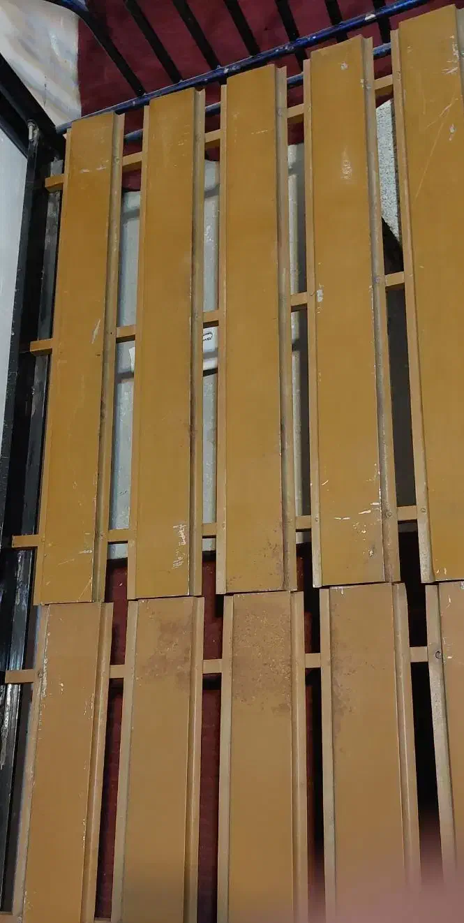 تخت فلزی صورمه ای یک نفره بدون تشک|تخت و سرویس خواب|بروجن, |دیوار