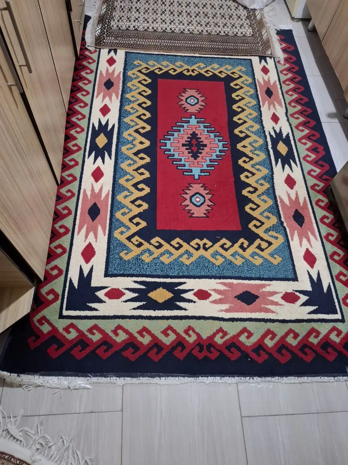 فرش آشپزخانه|گلیم، جاجیم، گبه|قدس, شهرقدس|دیوار