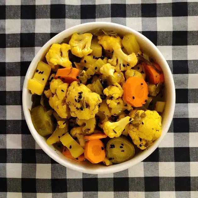 انواع ترشی و شور|خوردنی و آشامیدنی|تهران, میرداماد|دیوار