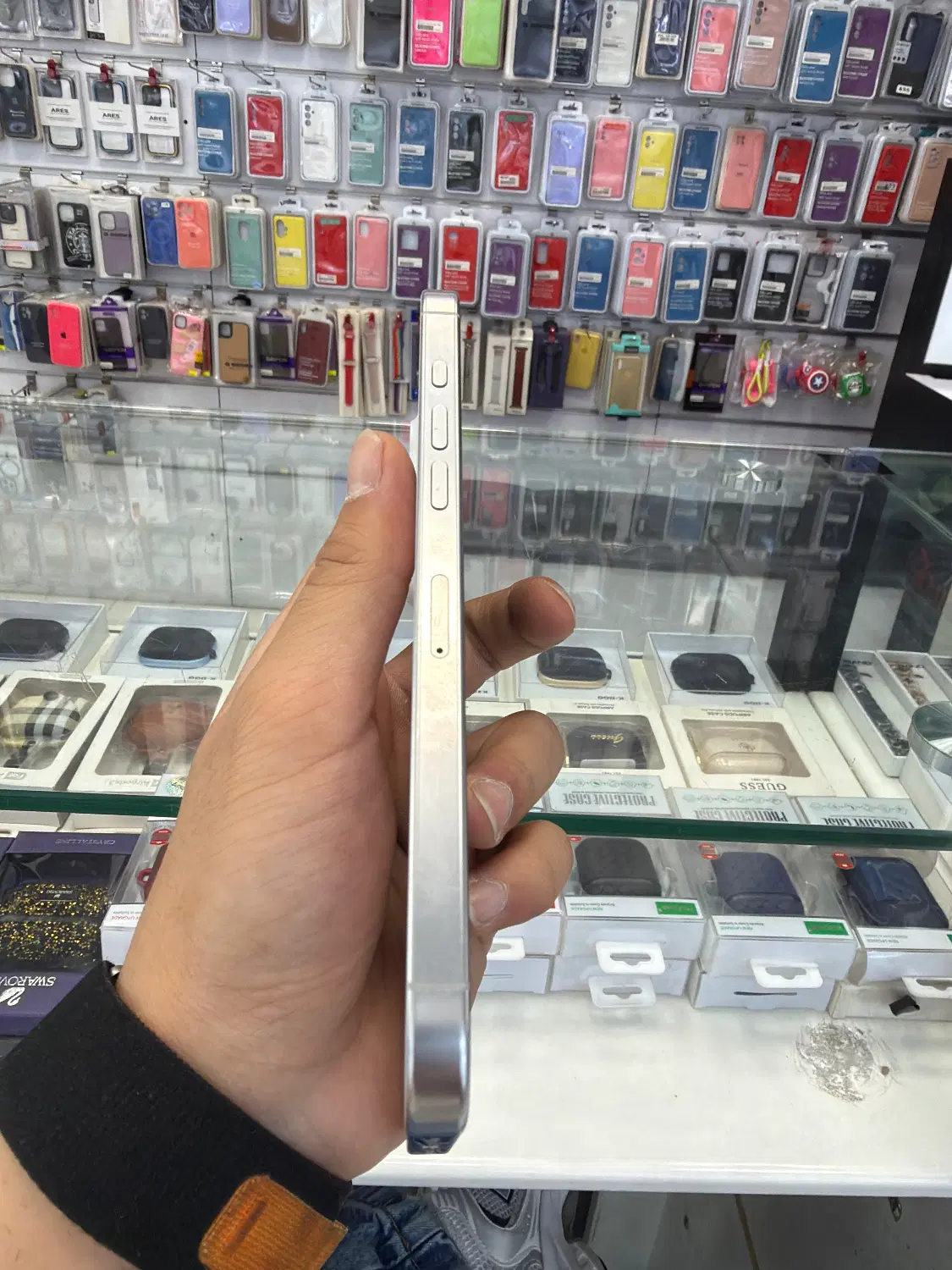 Iphone 16 pro max|موبایل|کرج, اصفهانی‌ها|دیوار