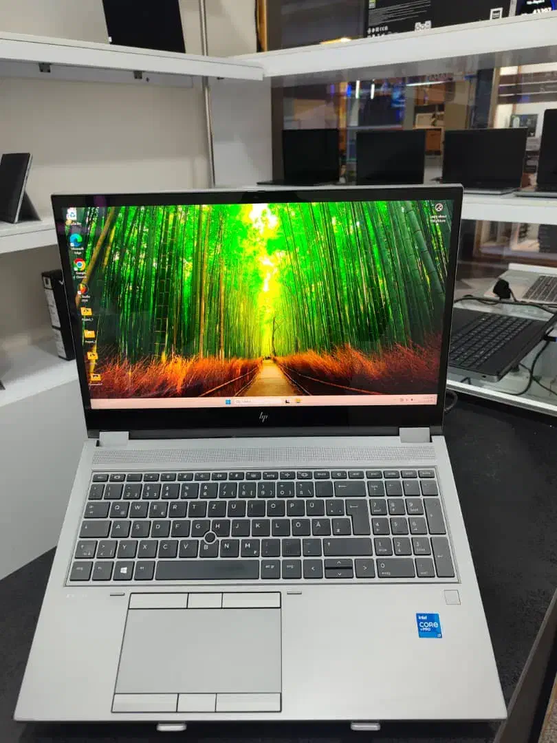 انواع لپتاپ استوک وارداتی|رایانه همراه|فردیس, شهرک شهید حسینی|دیوار