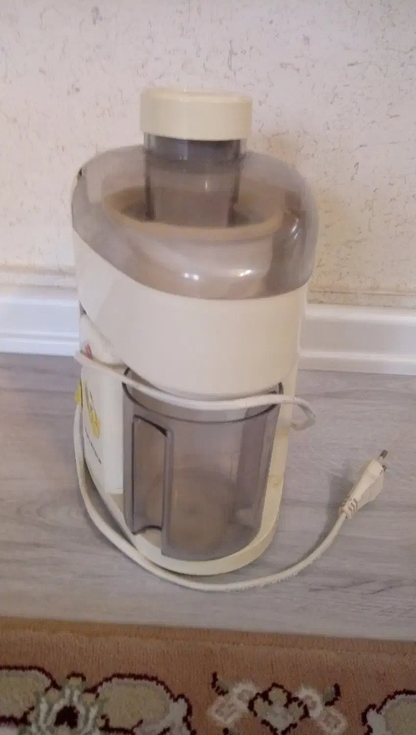 آبمیوه گیر پارس خزر(تفاله گیر دارد)|آبمیوهگیر و آبمرکباتگیر|اردبیل, |دیوار