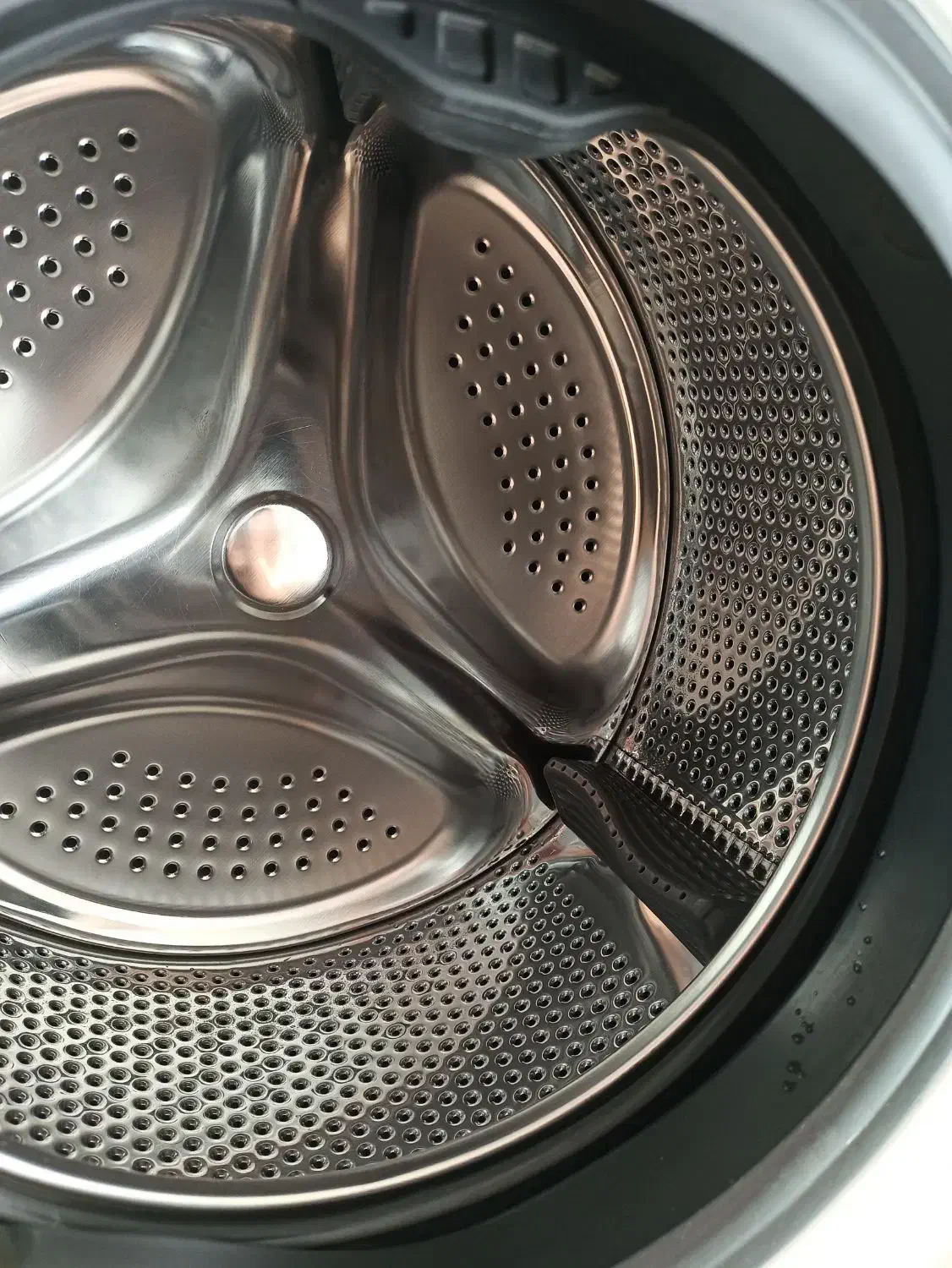 ماشین لباسشویی ۷ کیلویی|ماشین لباسشویی و خشک‌کن لباس|اراک, |دیوار