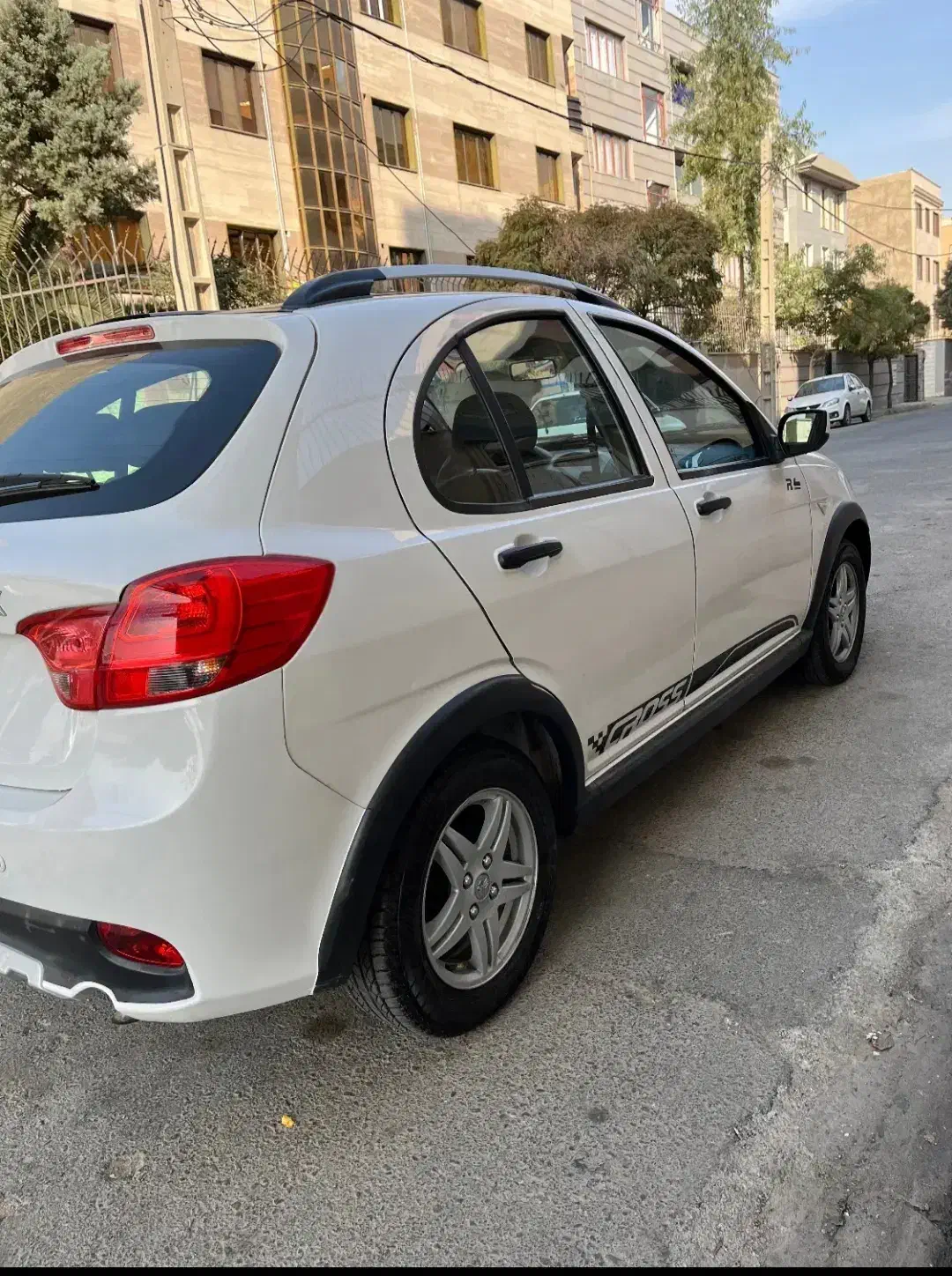 کوییک R سفید مشکی آخر1400خانگی بارینگ|خودرو سواری و وانت|کرمان, |دیوار