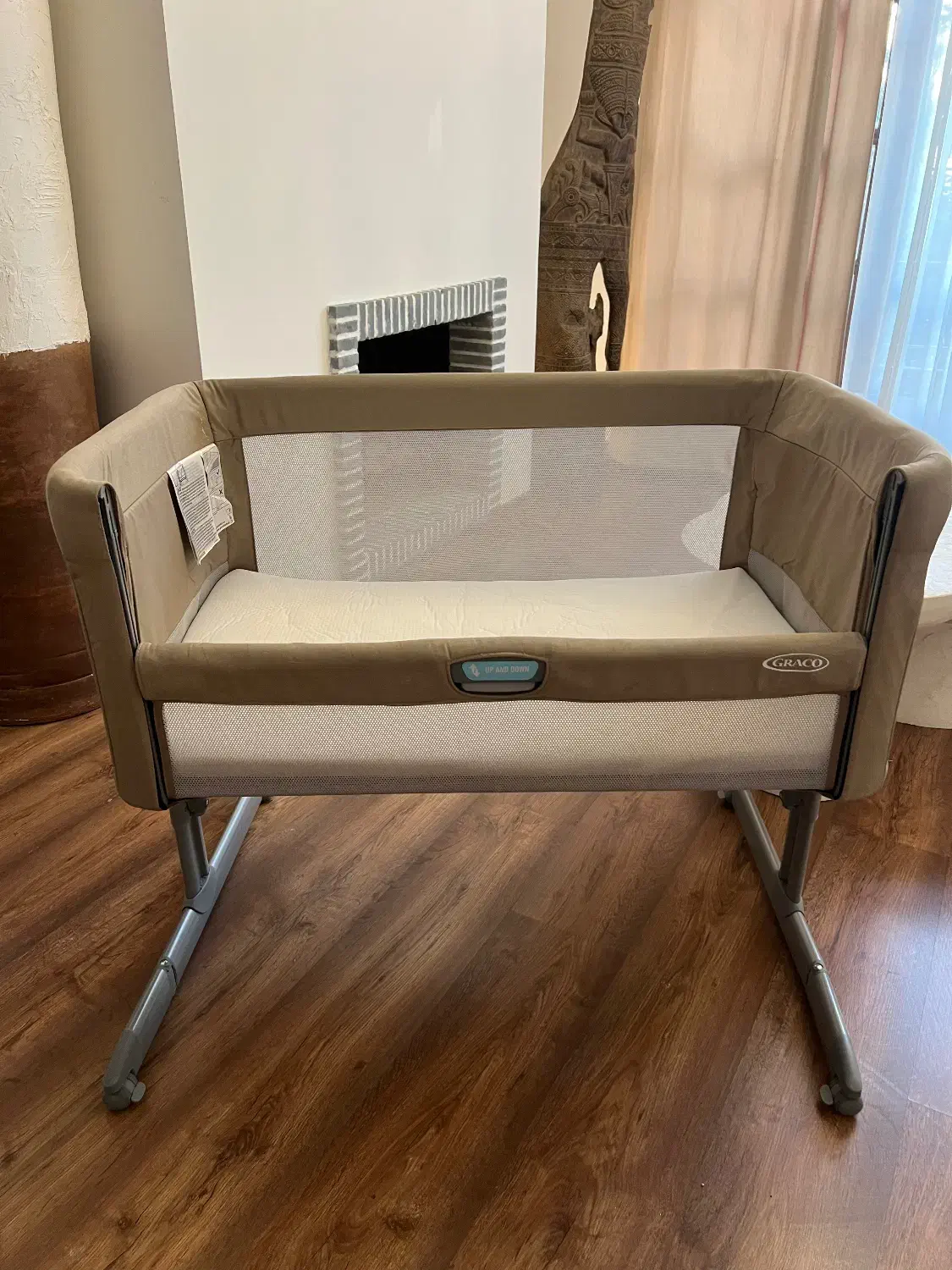 تخت نوزاد کنار مادر|تخت و صندلی بچه|تهران, الهیه|دیوار