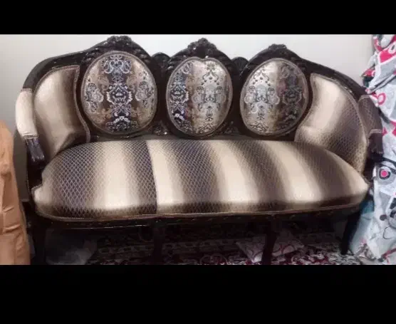 مبل سلطنتی هفت نفره|مبلمان خانگی و میز عسلی|بروجرد, |دیوار