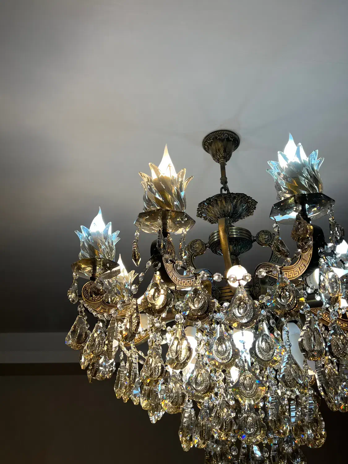 لوستر تمام برنز|لوستر و چراغ آویز|اردبیل, |دیوار