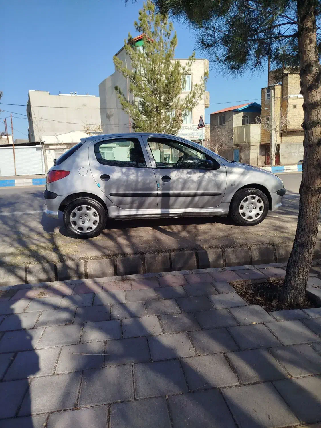 پژو ۲۰۶|خودرو سواری و وانت|میانه, |دیوار