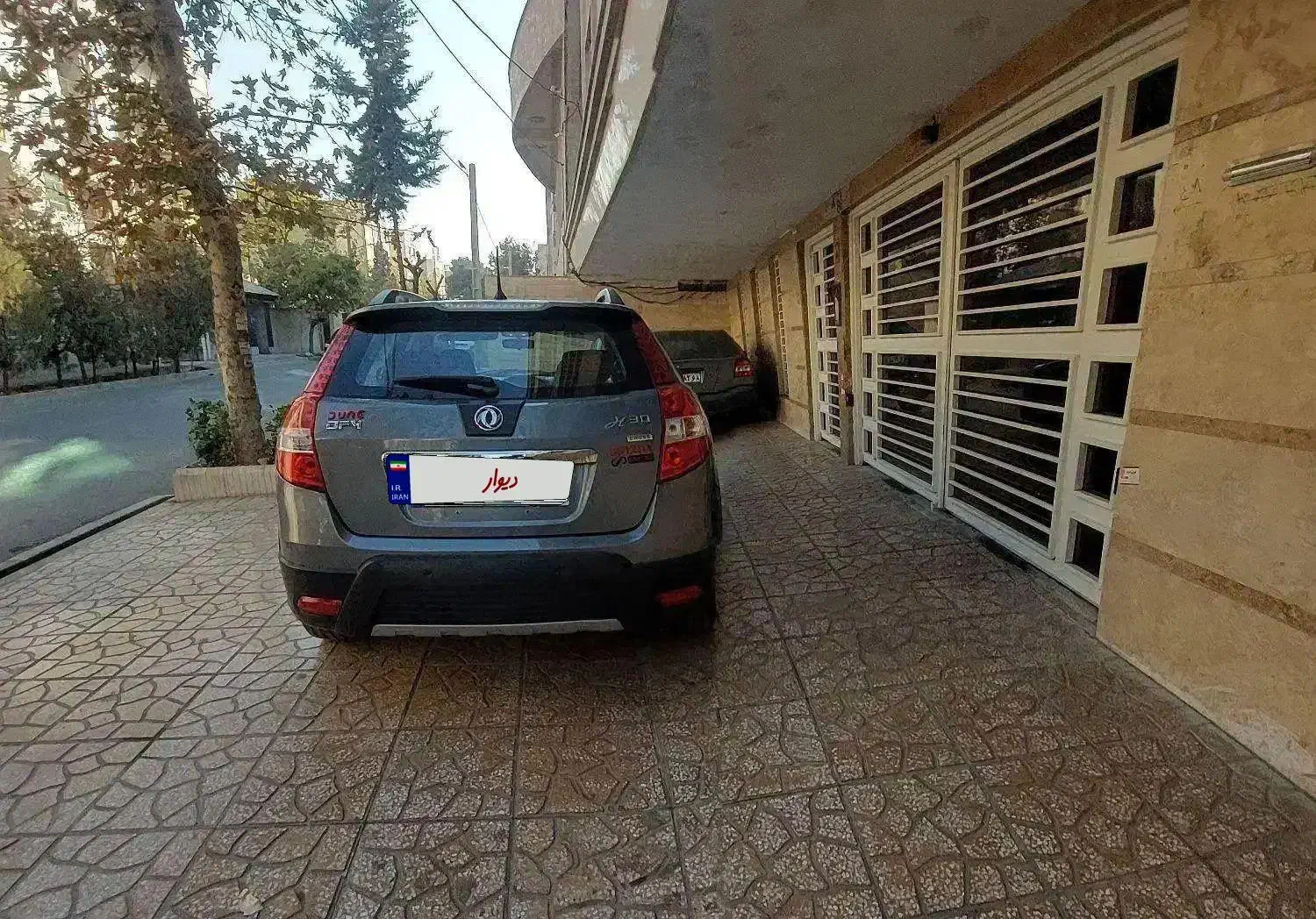 دانگ فنگ اچ سی کراس h30 اتومات مدل۱۳۹۵|خودرو سواری و وانت|کرج, کوی امامیه|دیوار