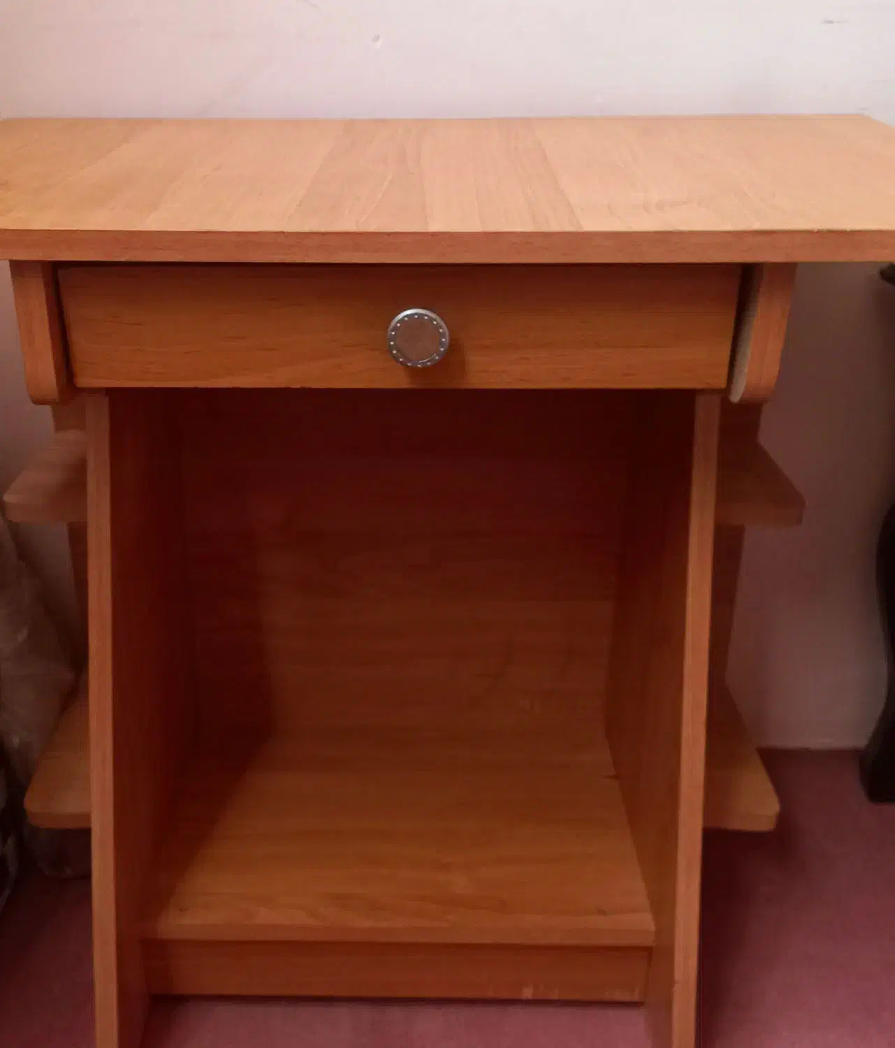 میز چرخ خیاطی سالم نو|لوازم خیاطی و بافتنی|مشهد, امام خمینی|دیوار