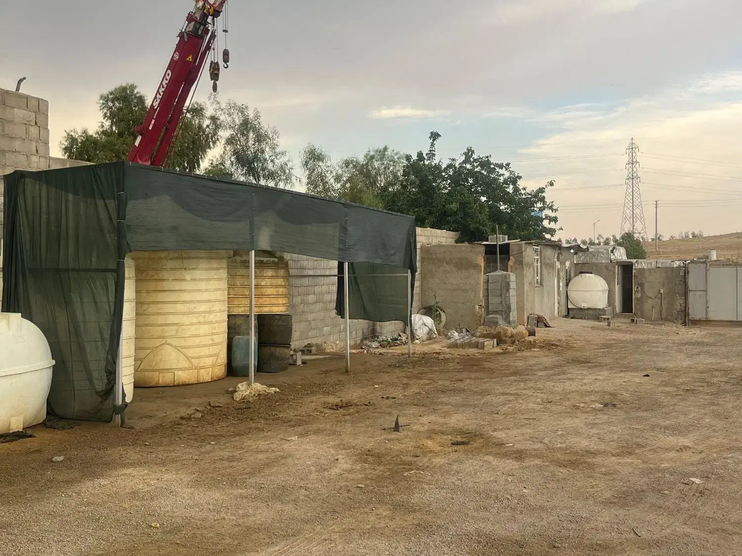 رهن و اجاره کارگاه،انبار،گاراژ،تعمیرگاه۱۰۰۰متری|اجارهٔ دفتر صنعتی، کشاورزی، تجاری|شیراز, سلطان آباد|دیوار
