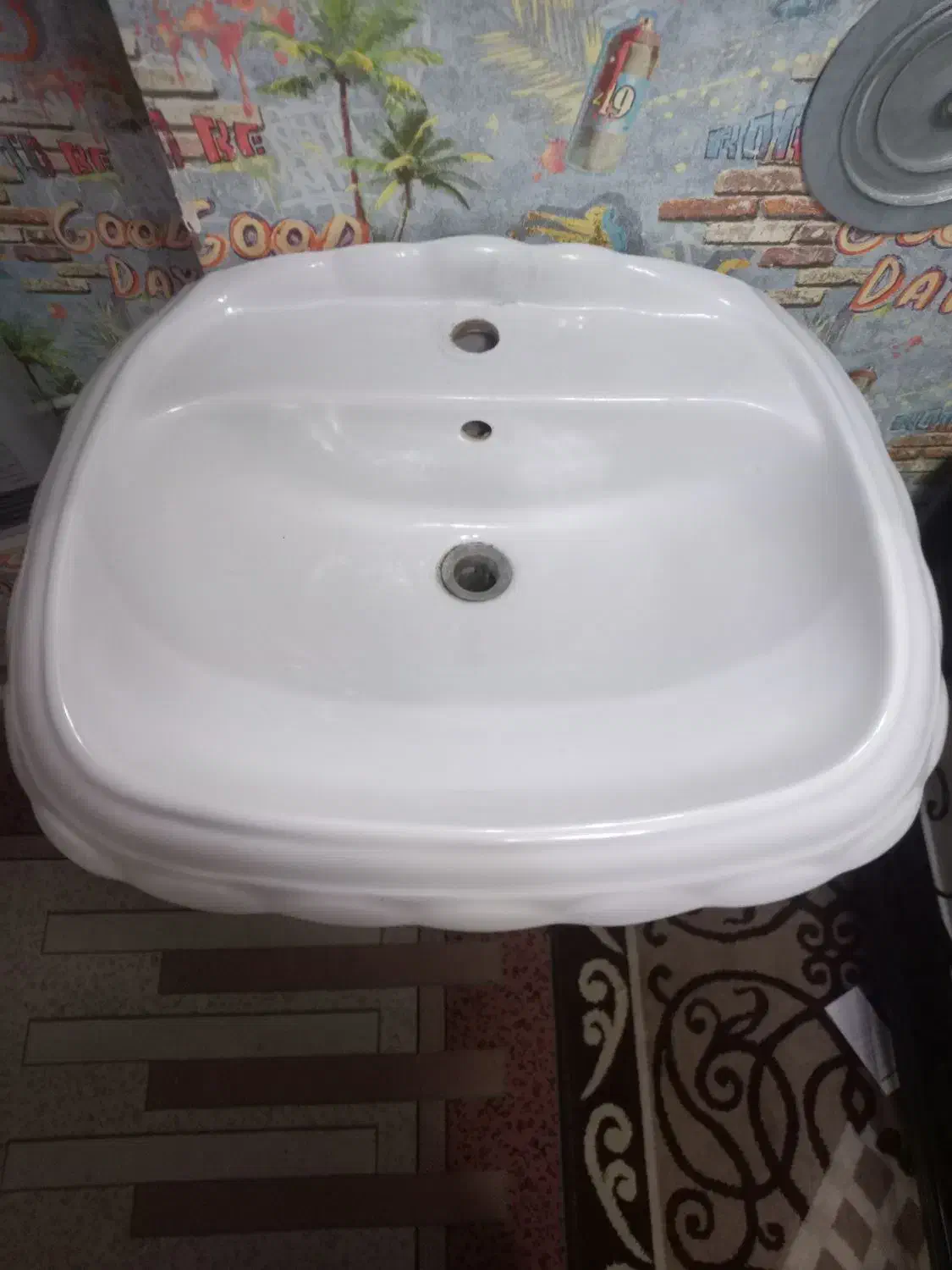 روشویی پایه دار مروارید بسیار تمیز|لوازم سرویس بهداشتی|تهران, بنی‌هاشم|دیوار