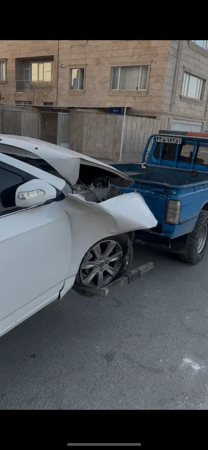 لیفان ۶۲۰ تصادفی|خودرو سواری و وانت|قروه, |دیوار