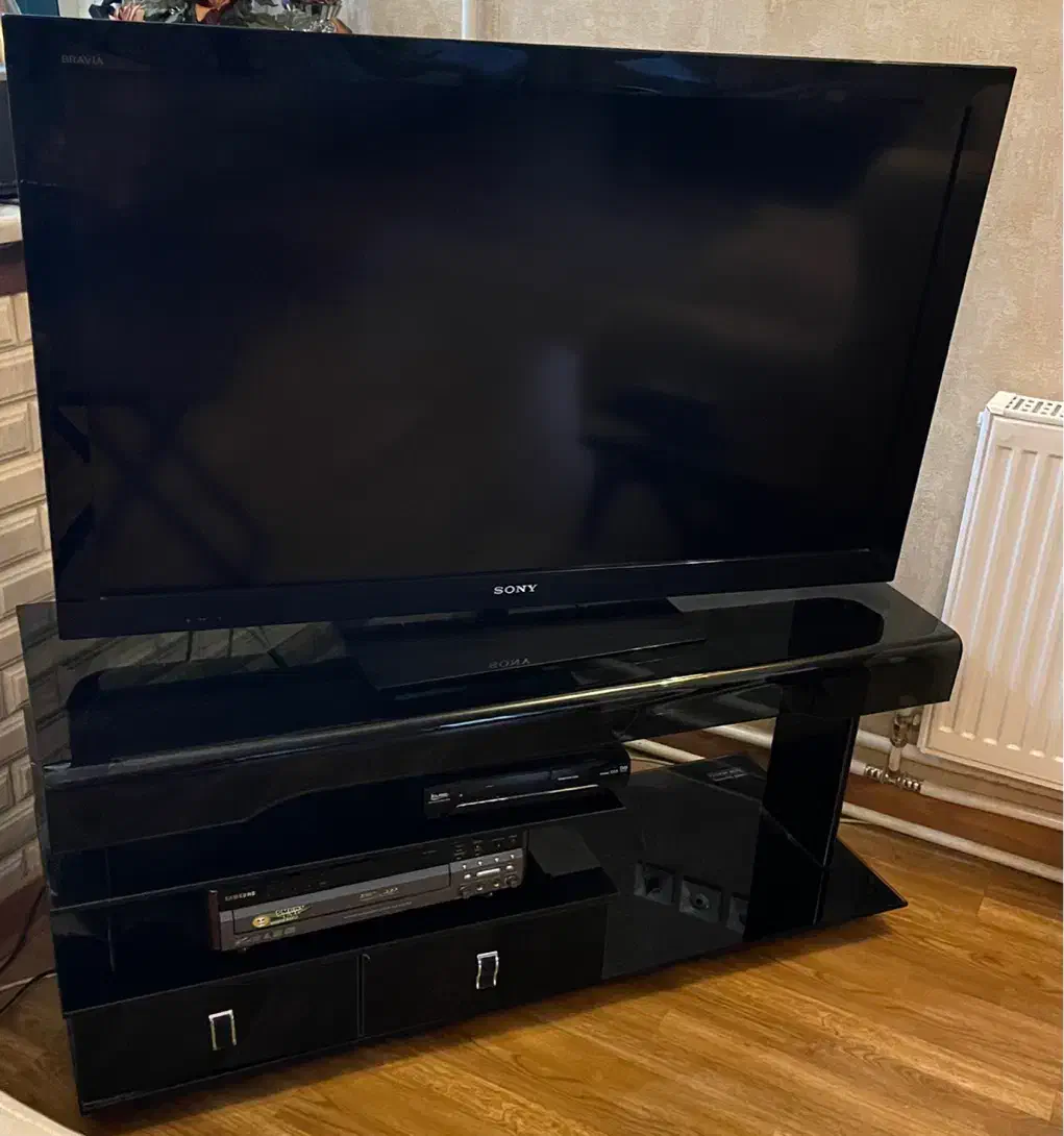 ال سی دی سونی ۴۵ اینچ درحد نو|تلویزیون و پروژکتور|اراک, |دیوار