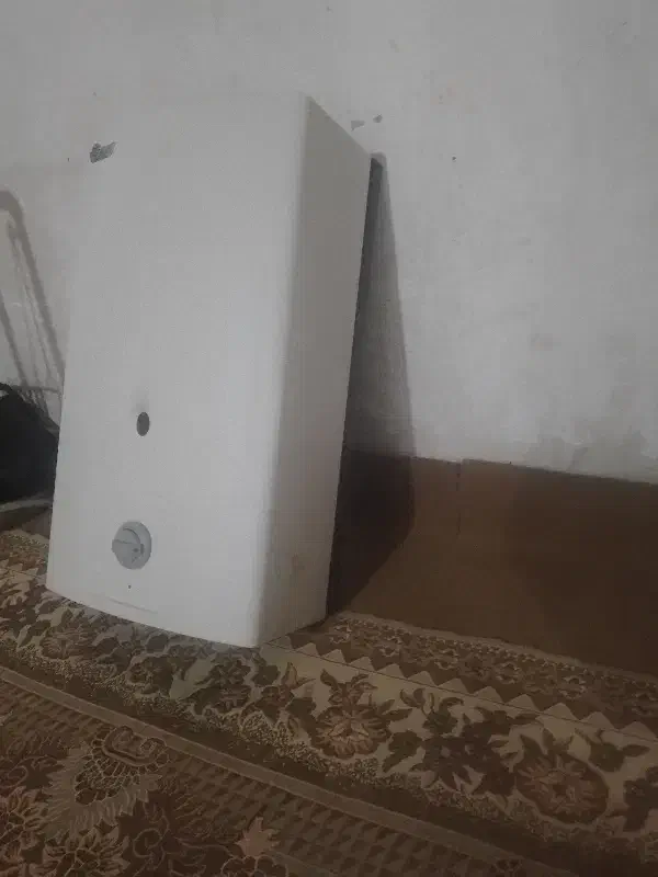 آبگرمکن  دیواری ایران شرق در حدنو|آبگرمکن، پکیج، شوفاژ|گرمسار, |دیوار