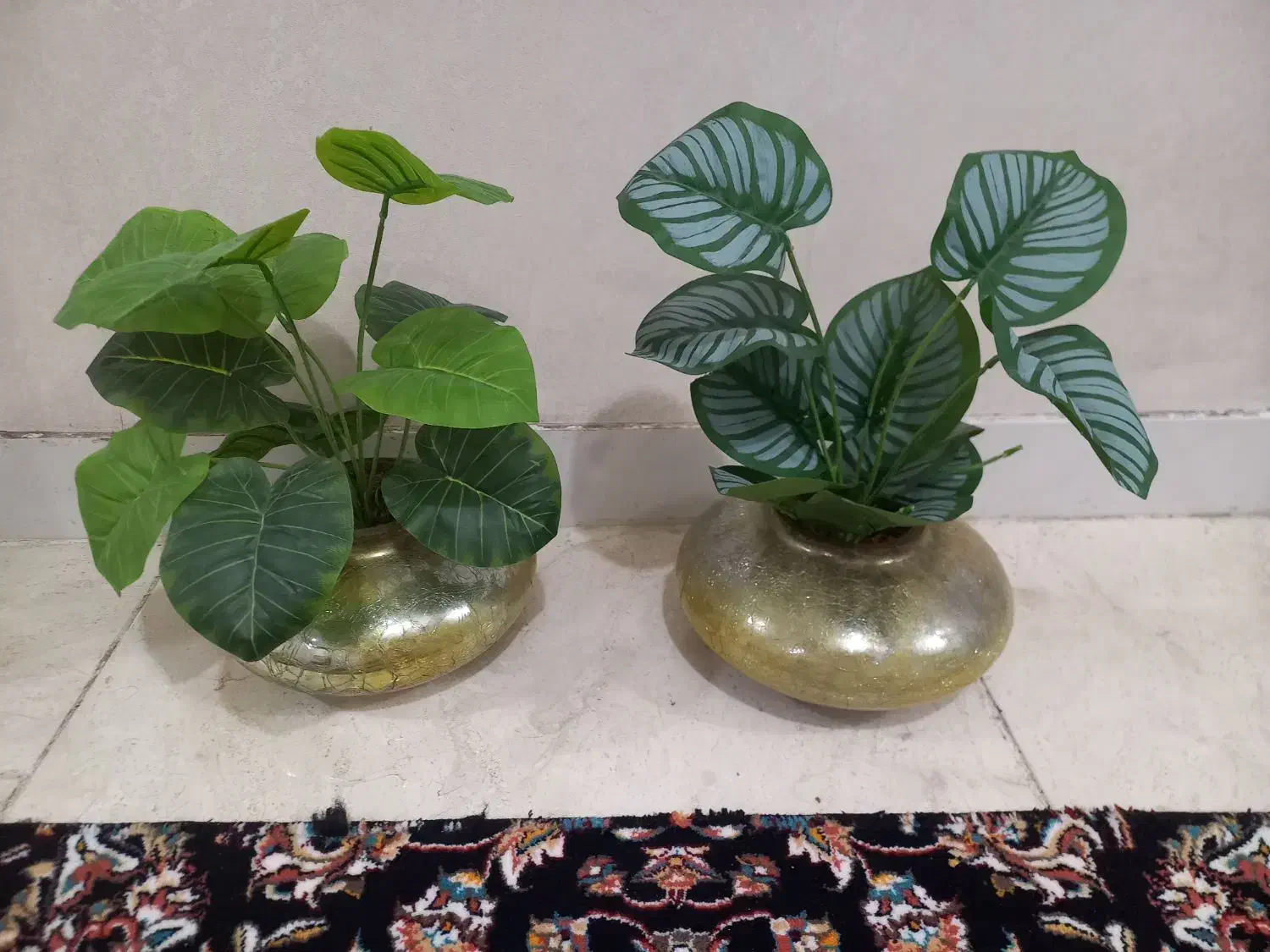 گلدان و گل مصنوعی|گل مصنوعی|ایلام, |دیوار