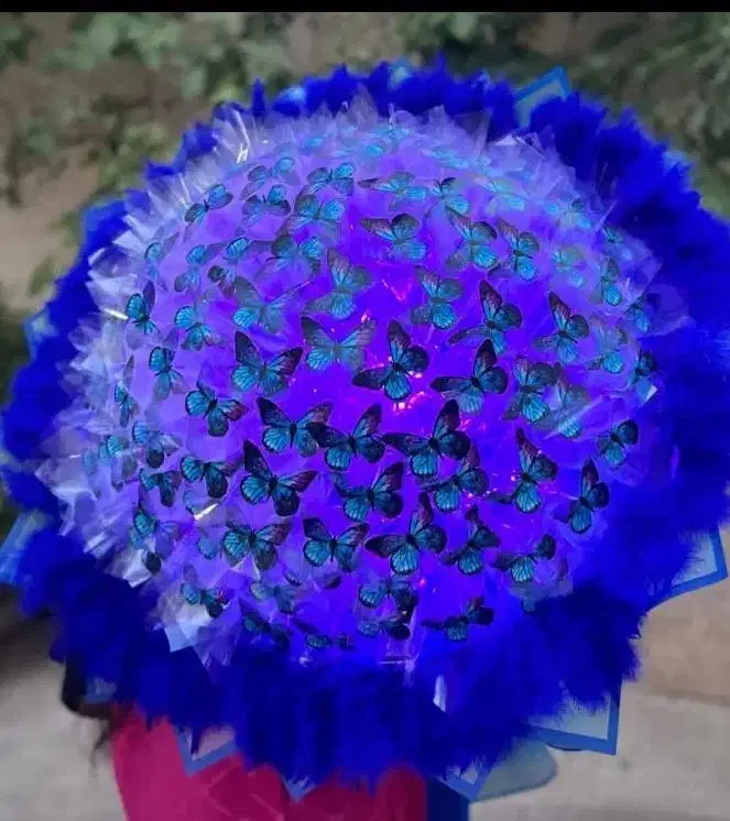 کادویی تولد سالگرد روز پسردسته گل پروانه ای|حراج|تبریز, |دیوار