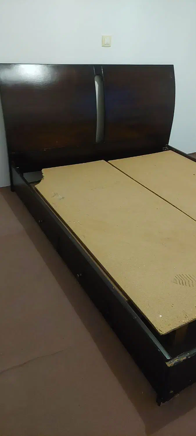 تخت دو نفره  چوبی|تخت و سرویس خواب|نوشهر, |دیوار