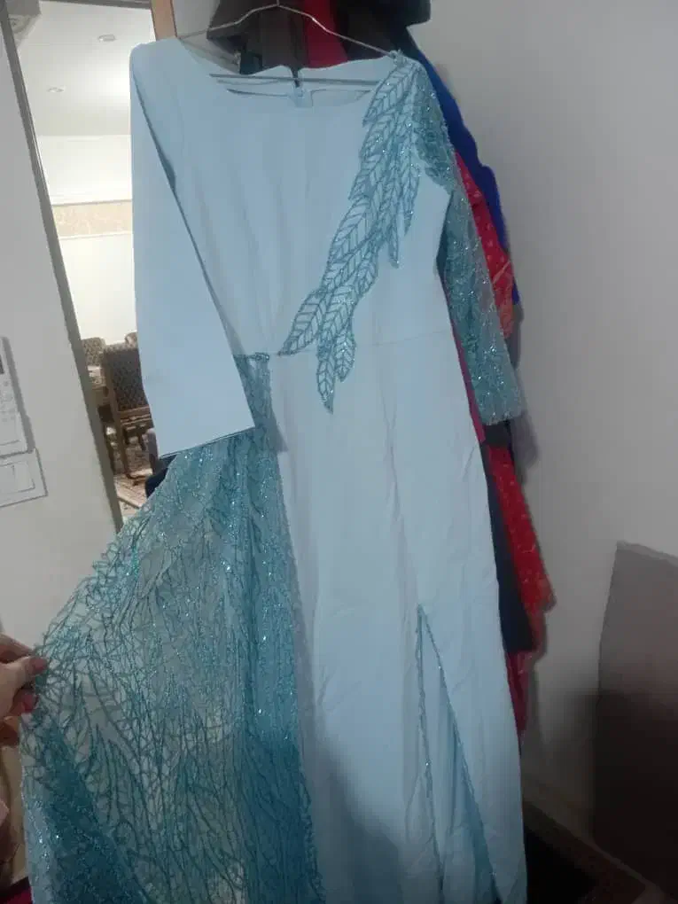 لباس مجلسی زیبا درحد نو باقیمت بسیارمناسب|لباس|آمل, |دیوار