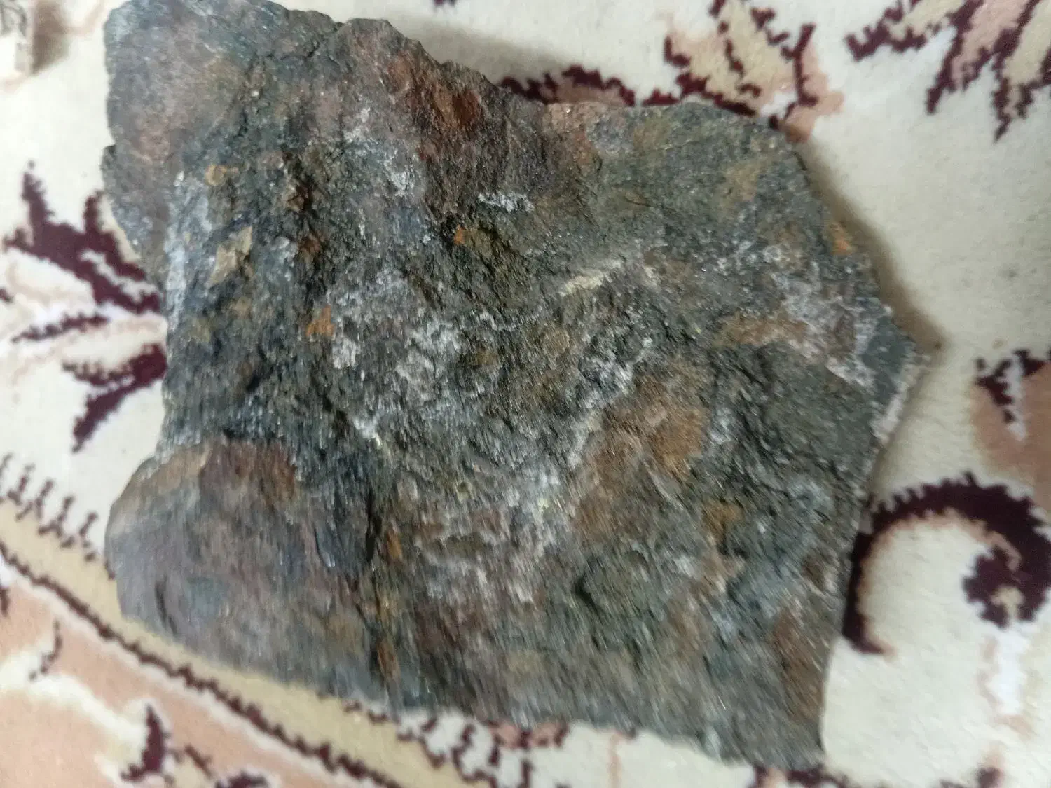 شهاب و سنگ حاوی ذرات طلا|کلکسیون اشیاء عتیقه|مشهد, شهرک امام هادی (شهرک غرب)|دیوار