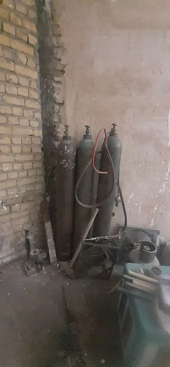 کپسول اکسیژن هوا|ابزارآلات|بروجرد, |دیوار