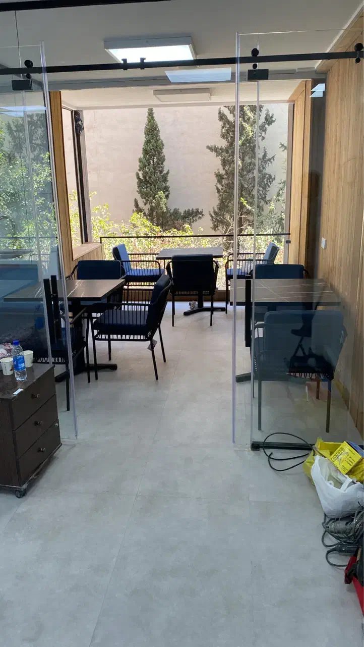 اشتراکی|اجارهٔ دفتر کار، اتاق اداری، مطب|تهران, آرژانتین|دیوار