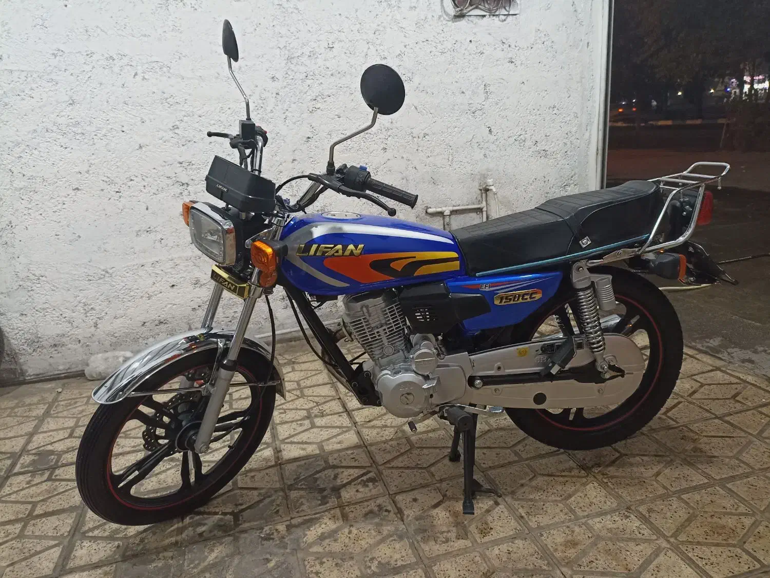 لیفان ۱۵۰ مدل ۱۴۰۳|موتورسیکلت|میانه, |دیوار