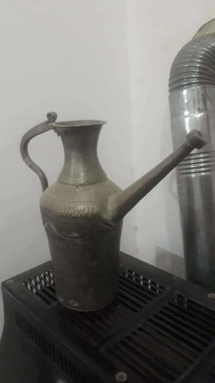 آفتابه مسی بکربکر|کلکسیون اشیاء عتیقه|سبزوار, رضوی|دیوار