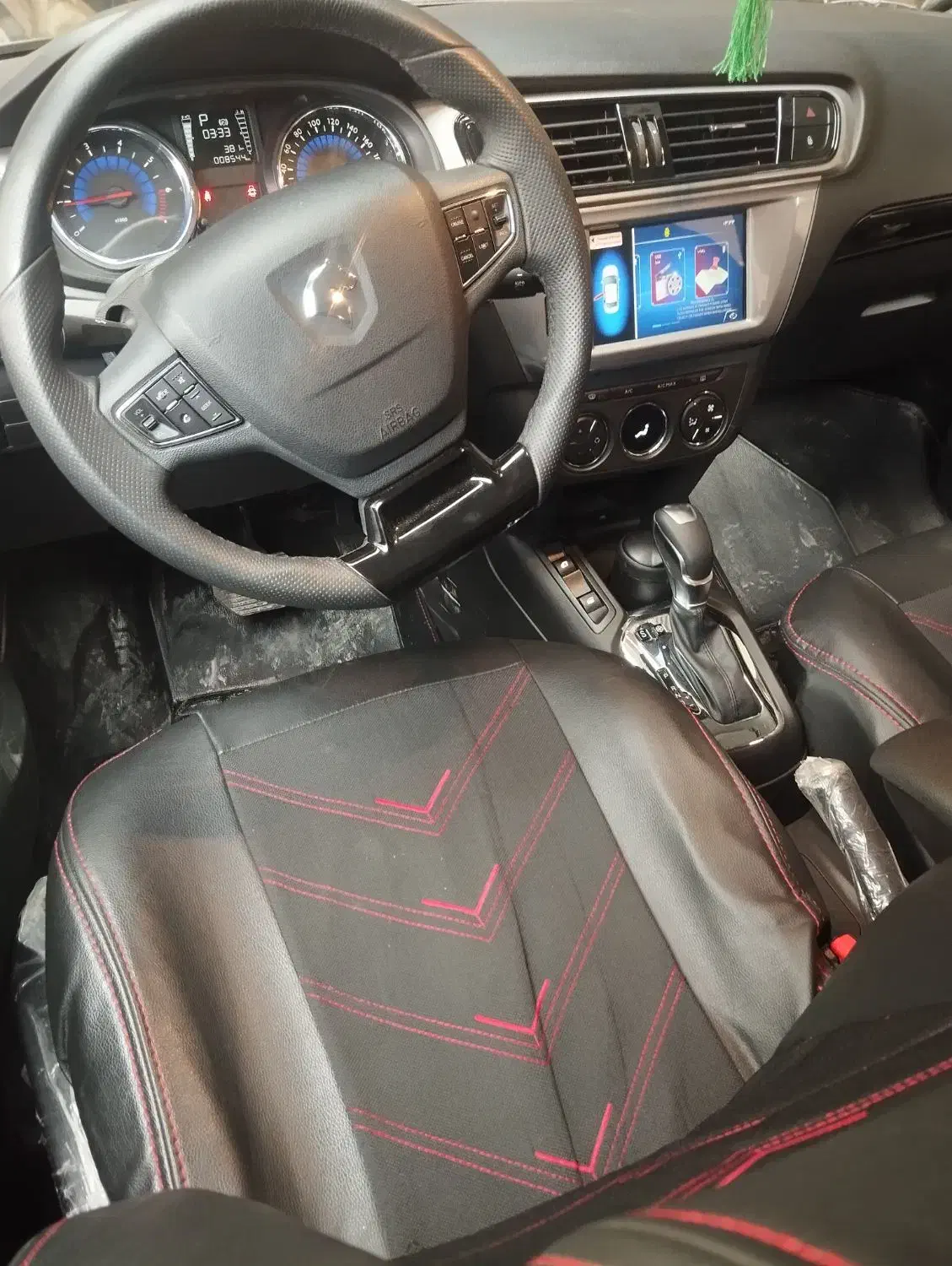 تاراv2 مشکی در حد، توافقی|خودرو سواری و وانت|تویسرکان, |دیوار