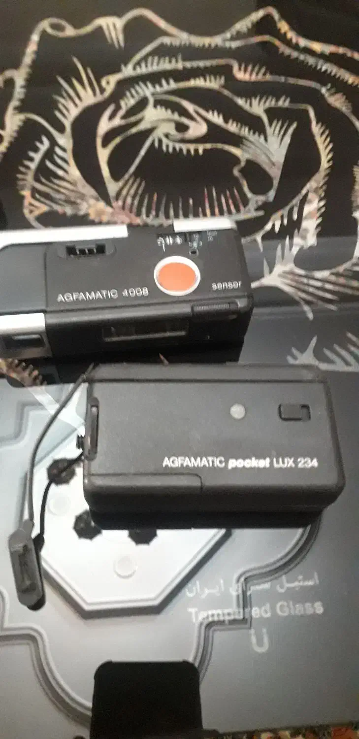 دوربین عکاسی|دوربین عکاسی و فیلم‌برداری|اندیشه, اندیشه فاز ۱|دیوار