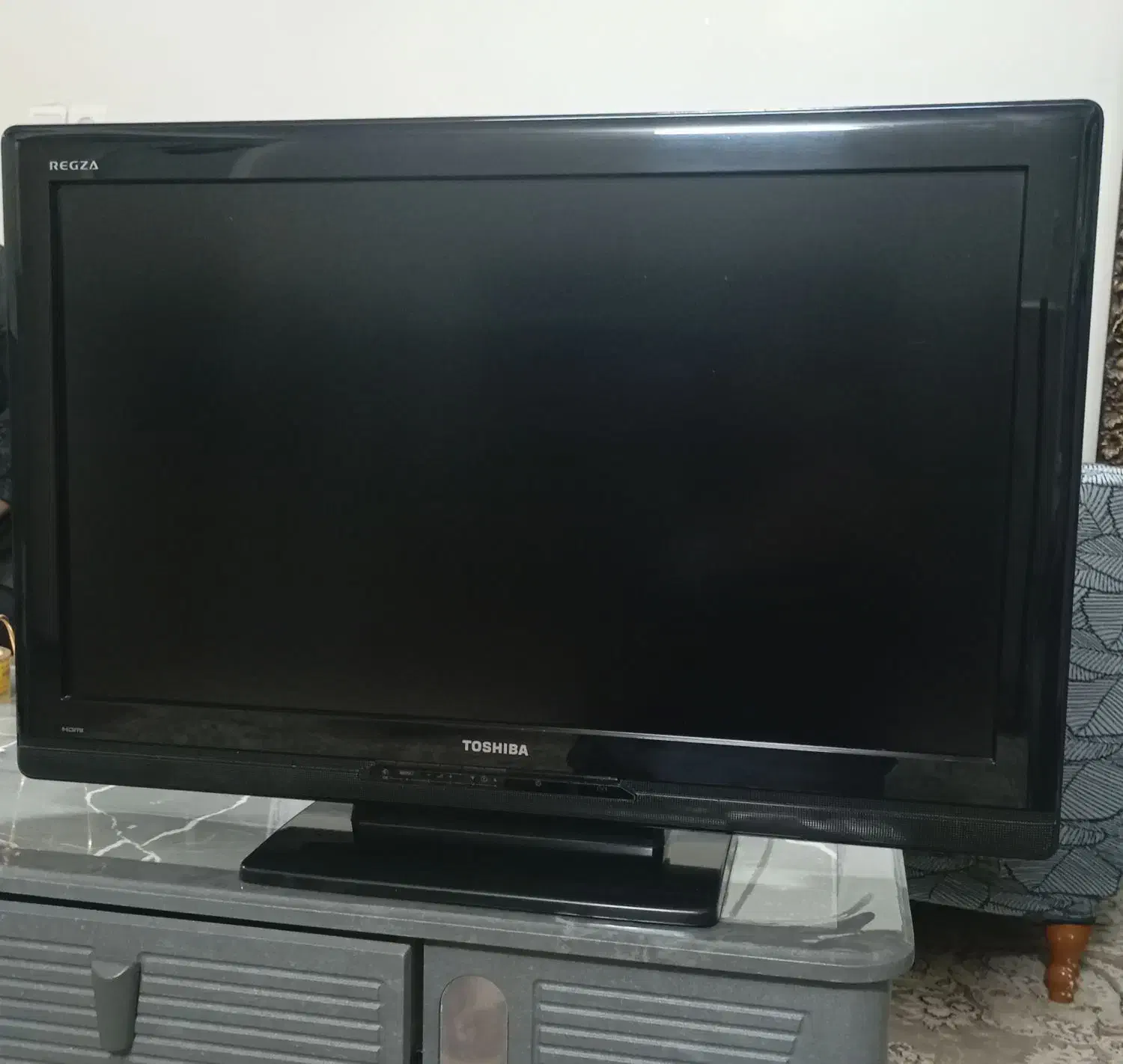 تلویزیون ۳۲ ال سی دی توشیبا|تلویزیون و پروژکتور|تهران, امام زاده حسن|دیوار