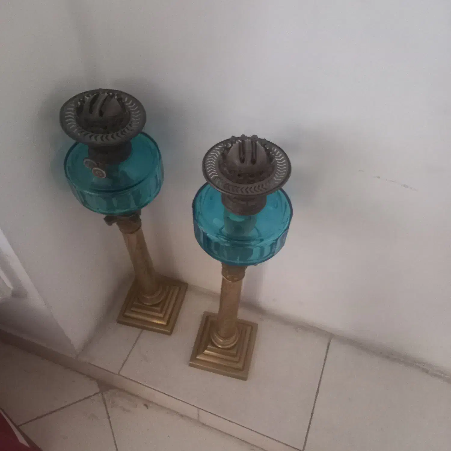 چراغ برنج قدیمی|کلکسیون اشیاء عتیقه|تهران, اختیاریه|دیوار