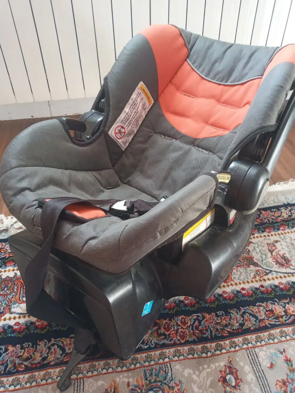 کریر|تخت و صندلی بچه|زنجان, |دیوار