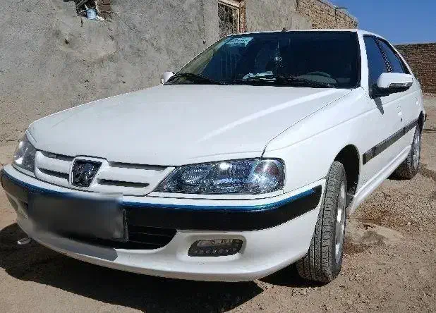 پارسxu7p سیمی ۴۰۲ برج ۱۲بدون رنگ کم کار|خودرو سواری و وانت|بروجرد, |دیوار