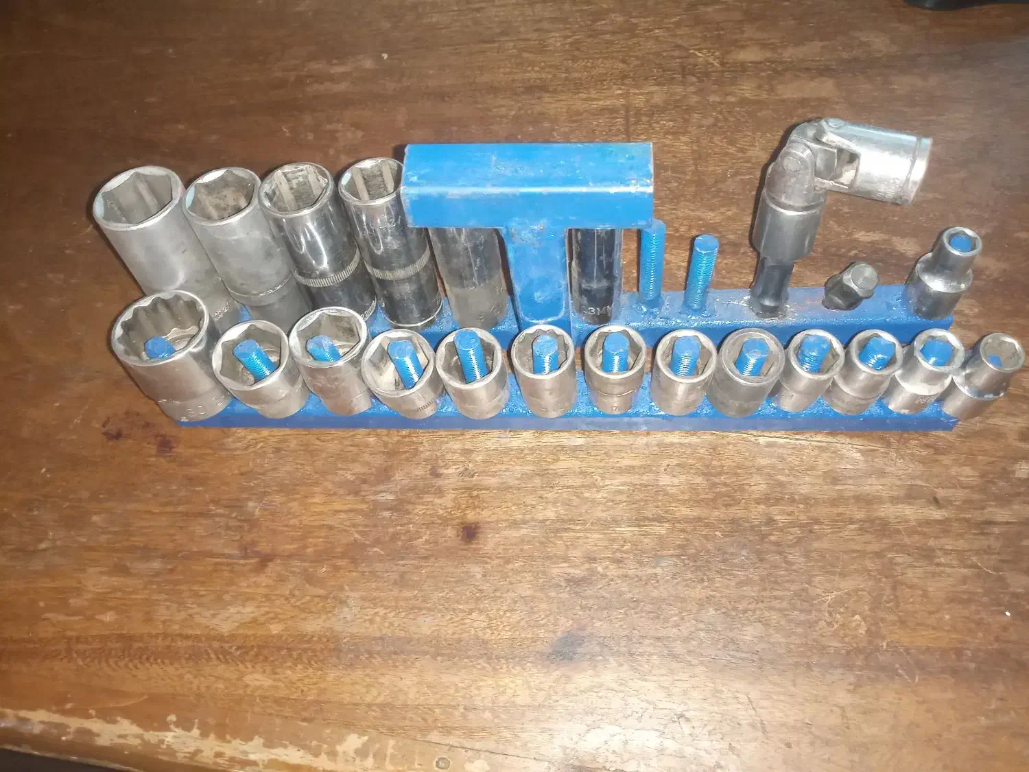 پایه بکس|ابزارآلات|اصفهان, تخت فولاد|دیوار