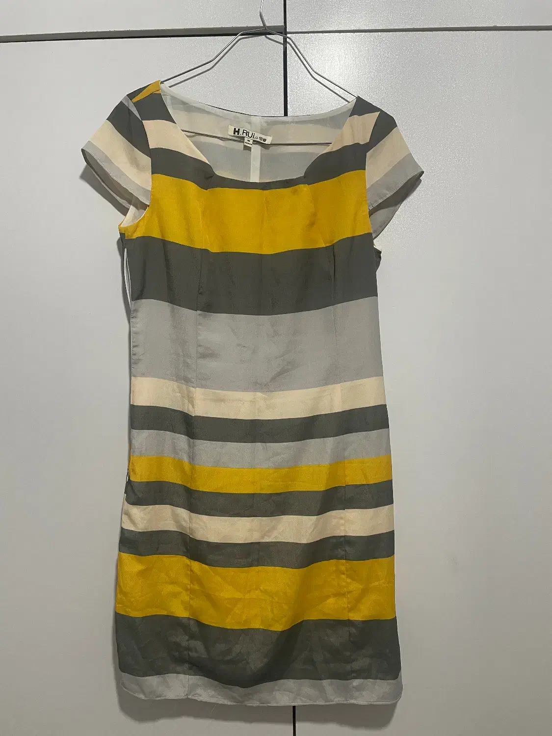 مانتو و لباس مهمونی|لباس|گلبهار, شهر جدید گلبهار|دیوار