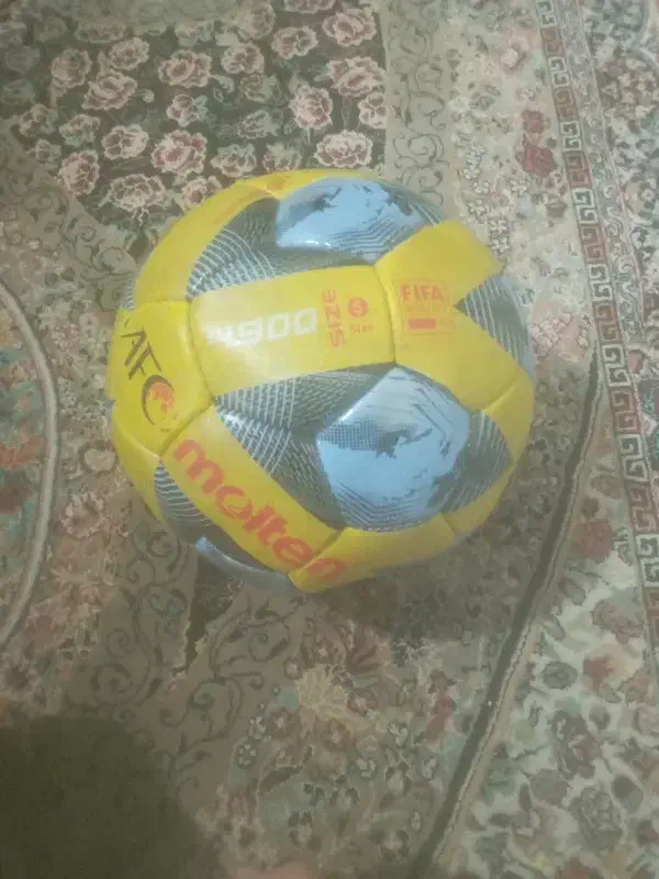 توپ فوتبال|ورزش‌های توپی|قم, ولیعصر|دیوار