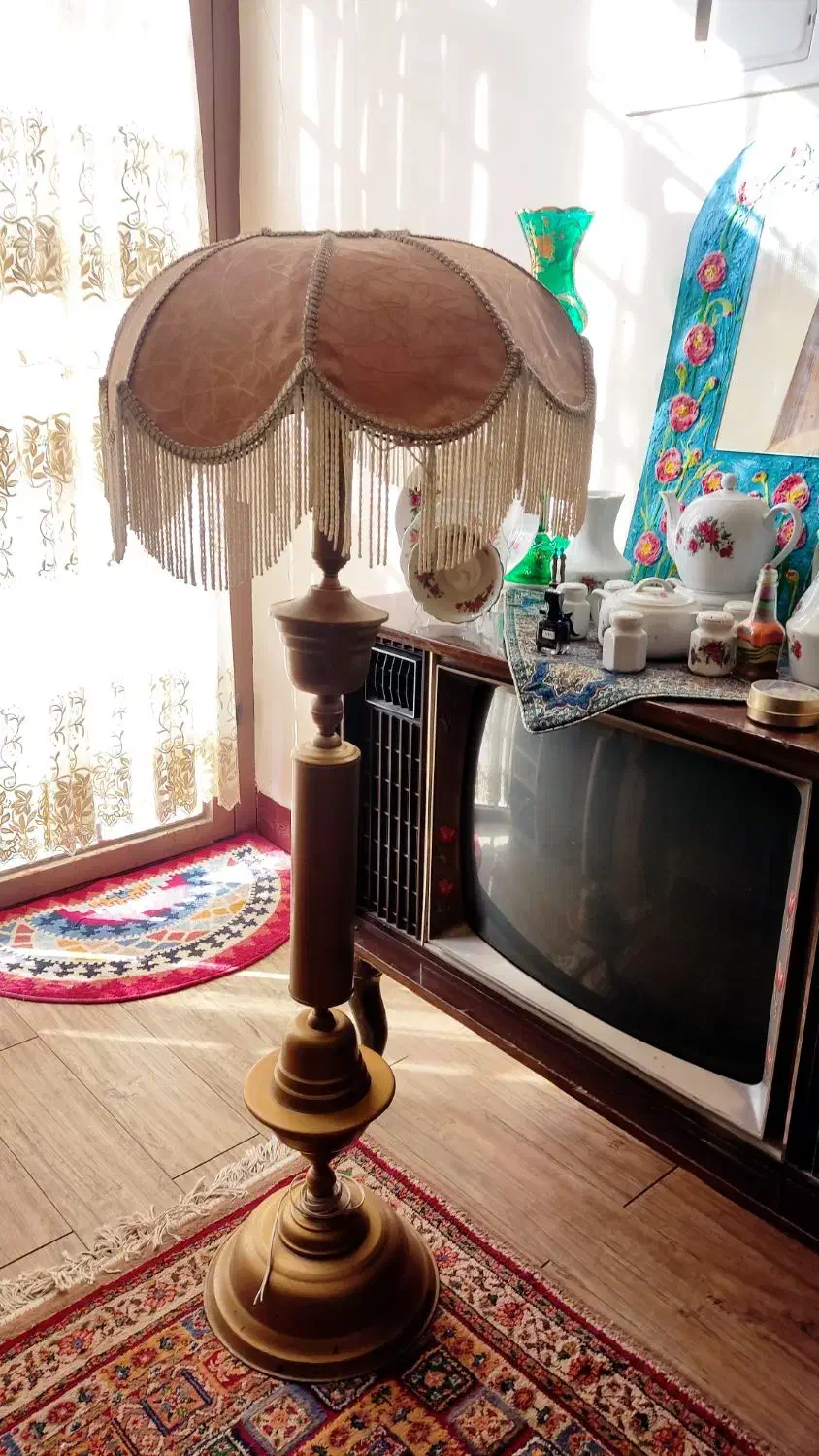 آباژور ایستاده|چراغ خواب و آباژور|برازجان, |دیوار