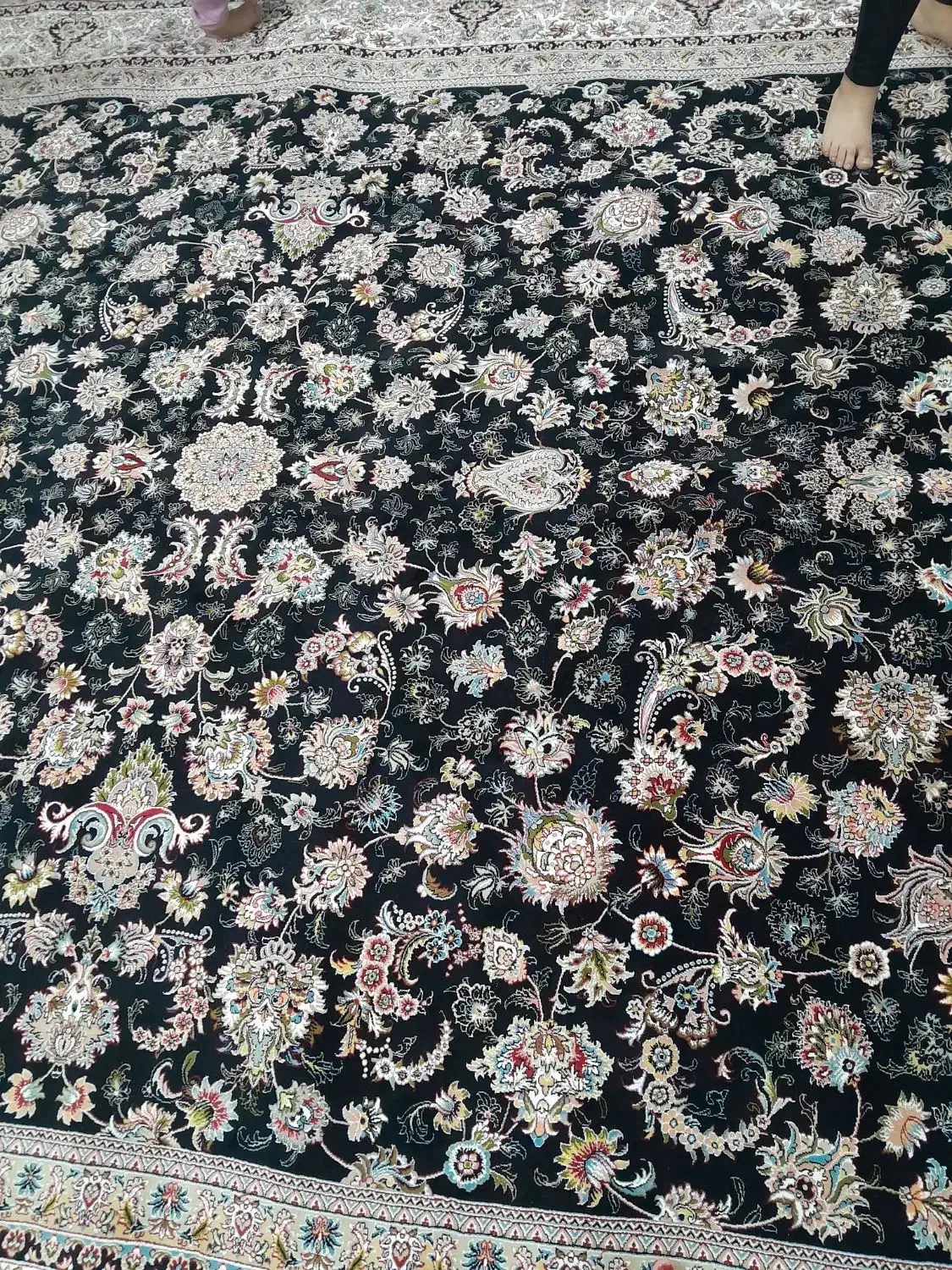 فرش دوازده متری نقش افشان درحد نو|فرش|پیشوا, |دیوار