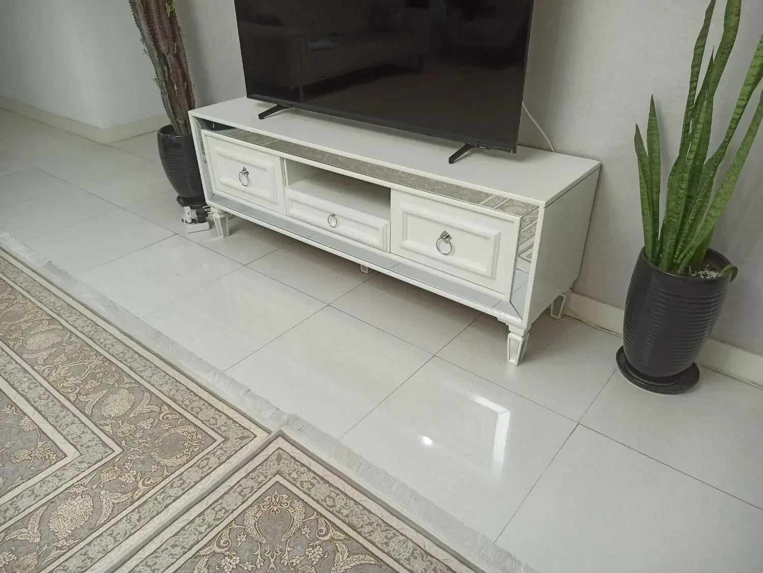 آینه کنسول و میز تی وی ست|بوفه، ویترین، کنسول|خرم‌آباد, |دیوار