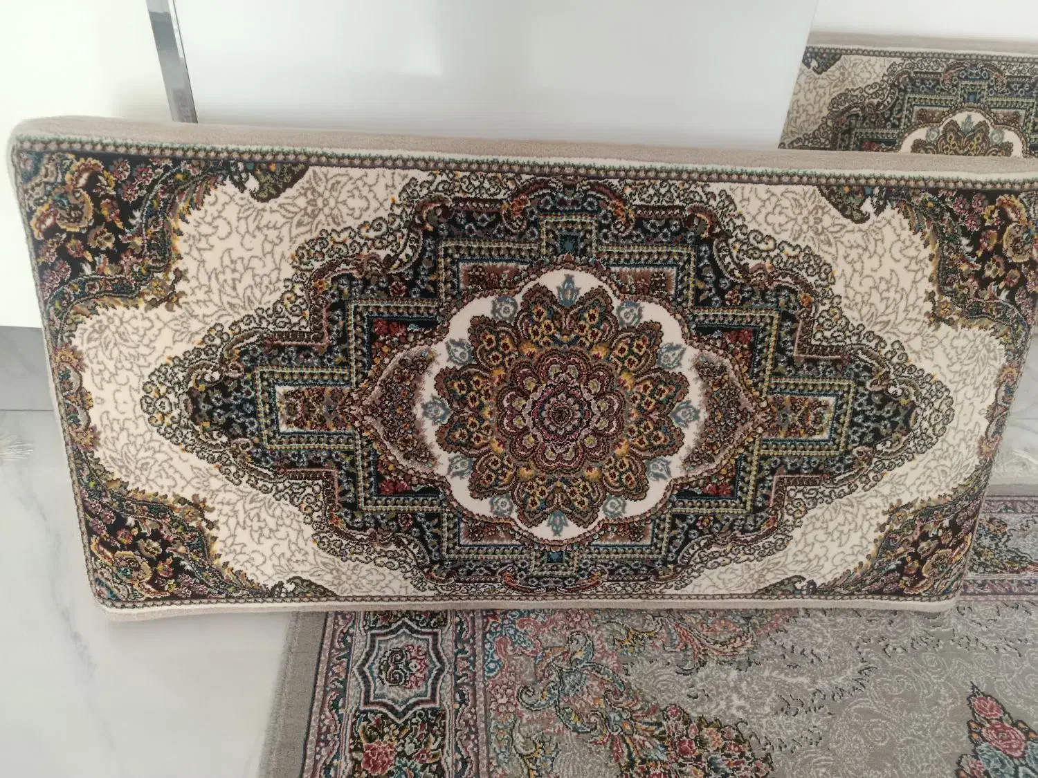 پشتی طرح حوض نقره|پشتی|مشکین‌دشت, |دیوار