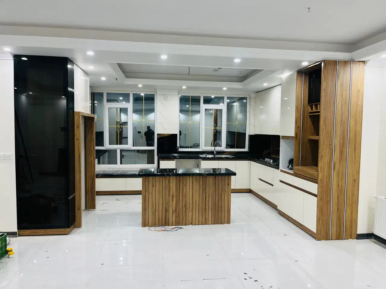 اپارتمان۱۰۷متری خوش نقشه|اجارهٔ آپارتمان|تهران, مشیریه|دیوار