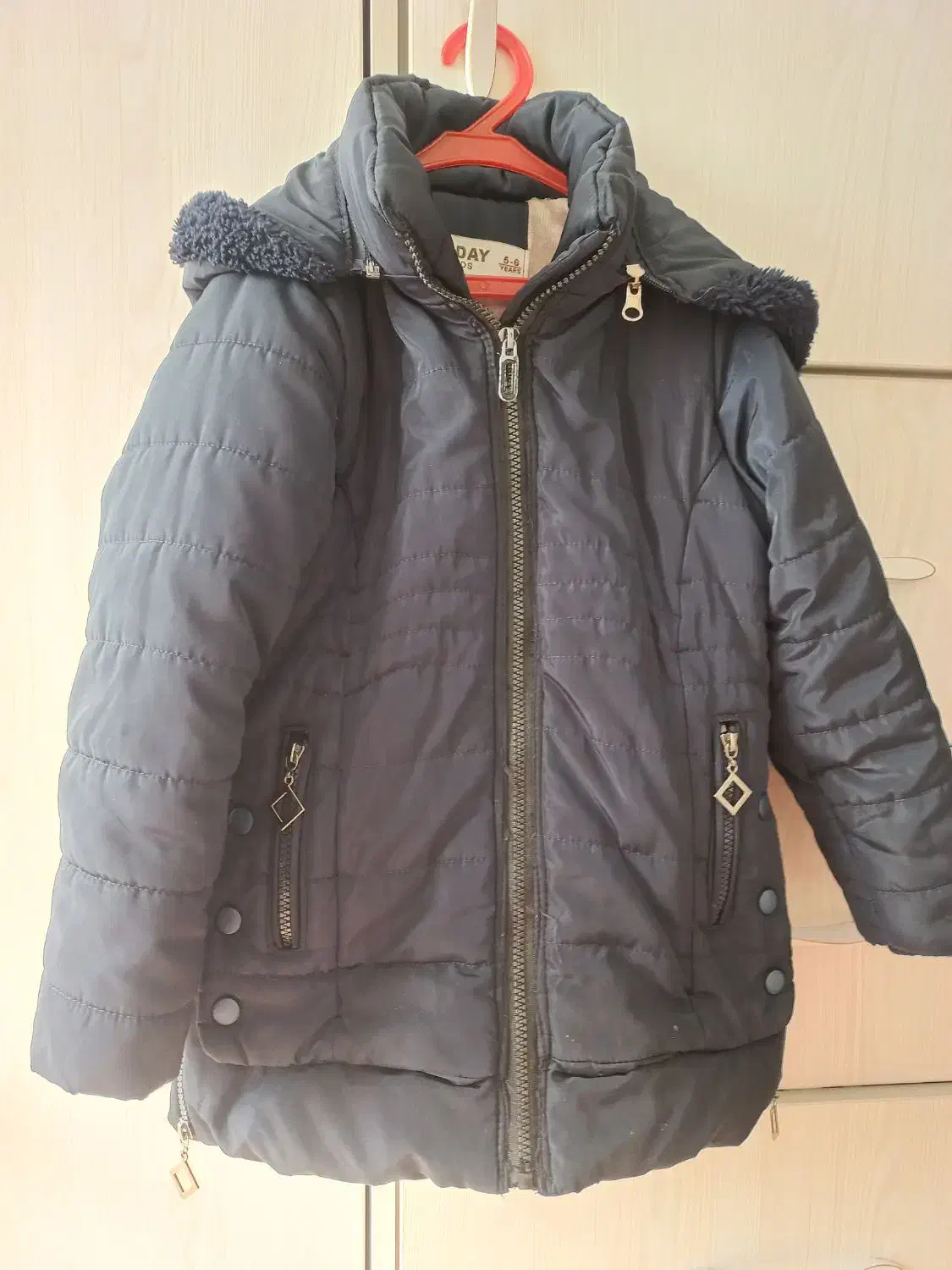 کاپشن دخترانه سورمه ای برند خارجی ۵تا۶سال تا۷سال|کفش و لباس بچه|تهران, کوی بیمه|دیوار