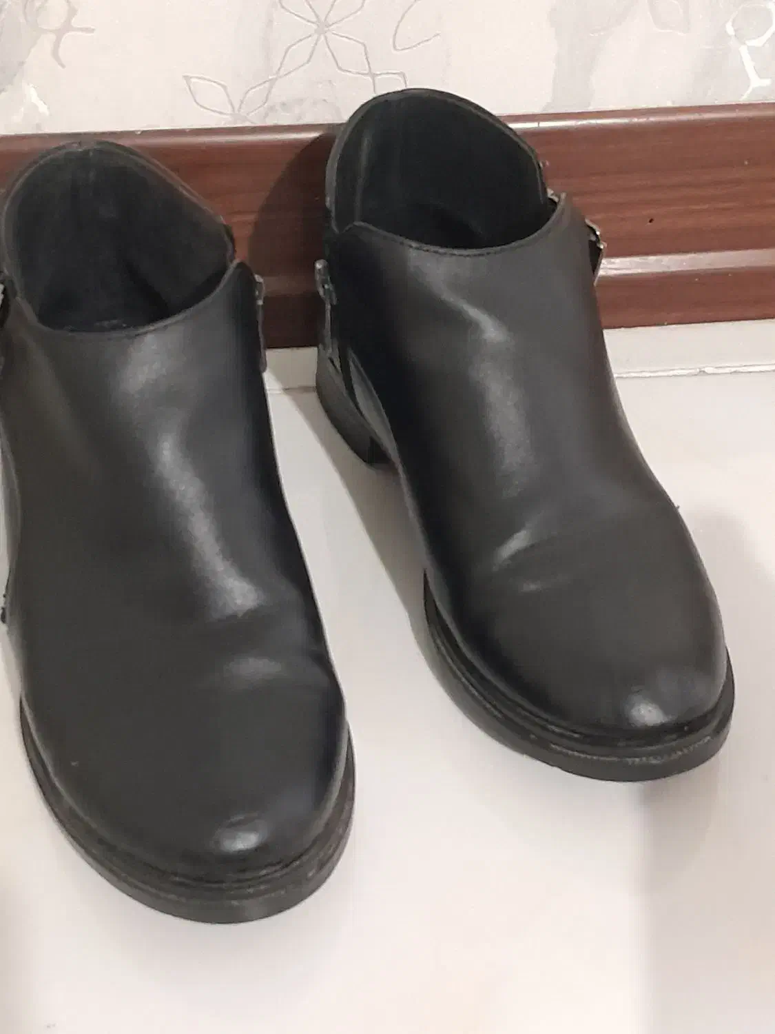 نیم بوت و کتونی  زنانه سایز 37|کیف، کفش، کمربند|مشکین‌دشت, |دیوار