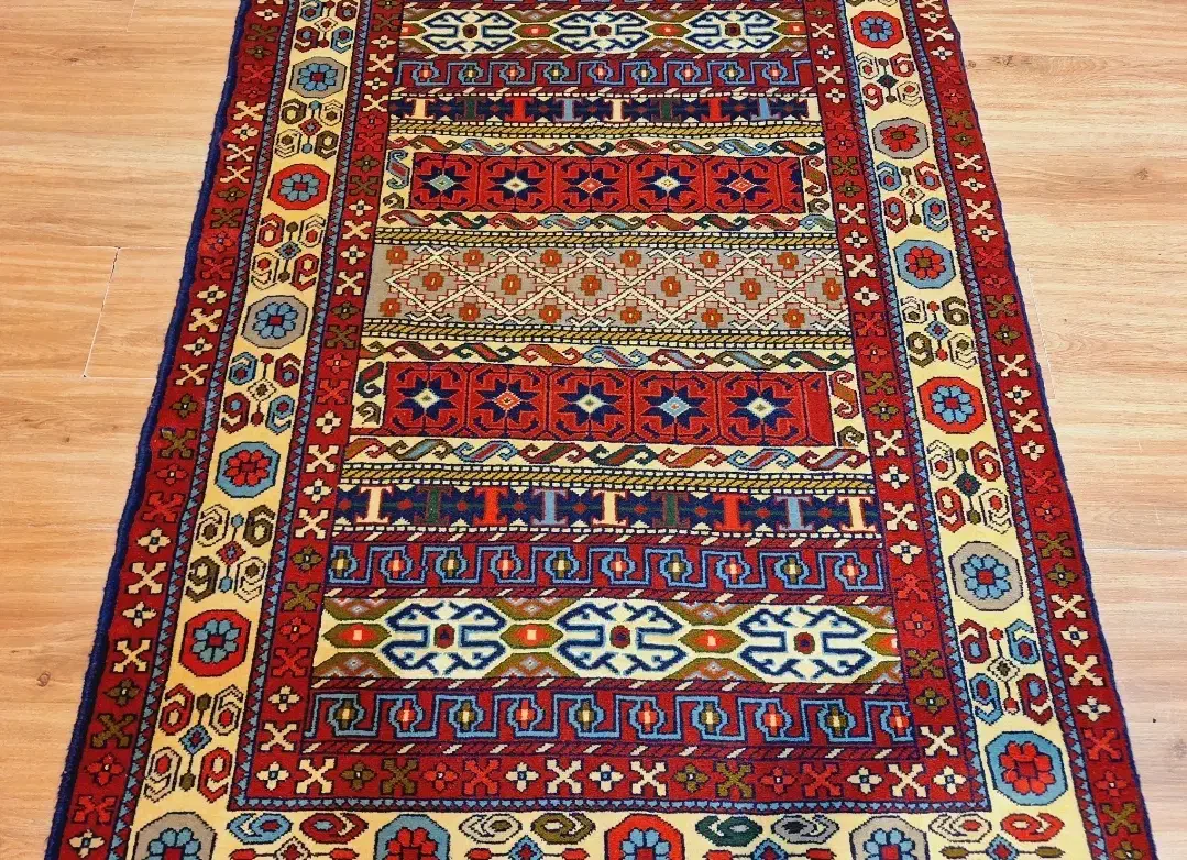 ذرع و نیم دستباف گل ابریشم خراسان|فرش|تهران, اکباتان|دیوار